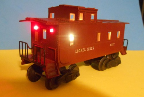 Scale lionel lighted caboose - scale,